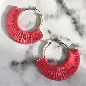 ⭐️3/$30 | Dark Pink Raffia Gold Hoop Earrings